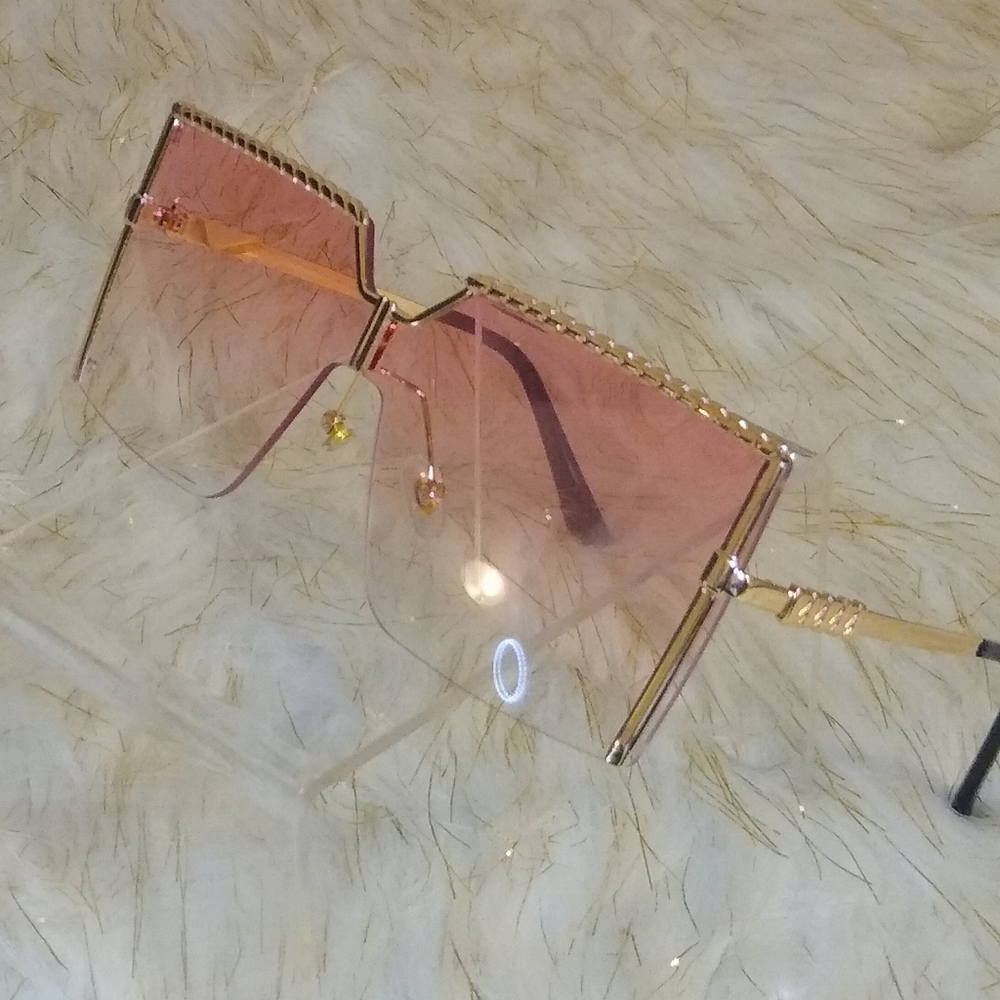 "Sassy -N- Classy" fashion glasses